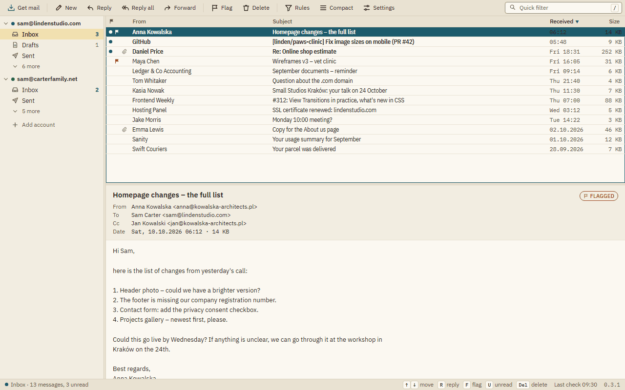 Telex in the Paper theme: the folder list, the message list and a message.